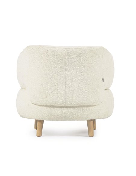 Кресло Luisa из белой ткани букле с ножками из массива каучука